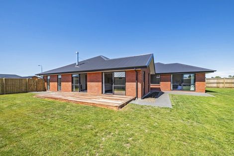 Photo of property in 22 Suffolk Drive, Kirwee, 7571