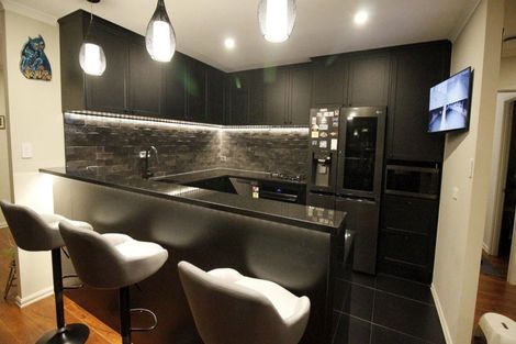 Photo of property in 78c Hyland Place, Waiuku, 2681