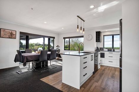 Photo of property in 402 Hursthouse Road, Tarurutangi, Inglewood, 4389