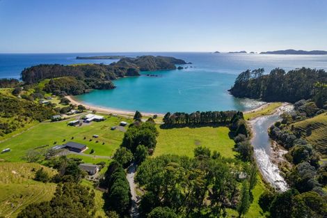 Photo of property in Mahinepua Road, Kaeo, 0478