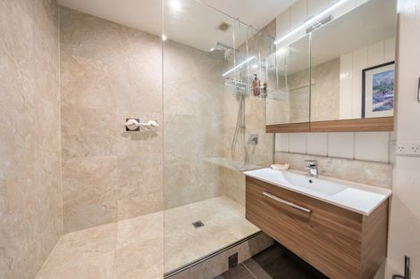 Photo of property in Tennyson Apartments, 4/25 Tennyson Street, Te Aro, Wellington, 6011