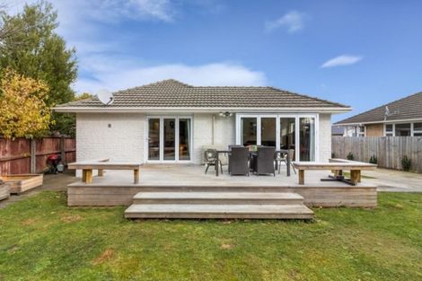 Photo of property in 8 Bellina Place, Broomfield, Christchurch, 8042