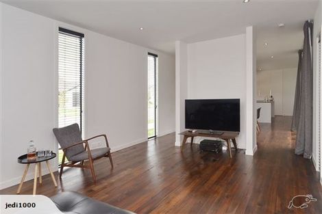 Photo of property in 33 Peak Crescent, Kaiapoi, 7630