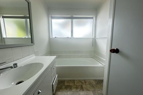 Photo of property in 2/38 Borich Road, Sunnyvale, Auckland, 0612