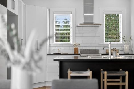 Photo of property in 44a Jellicoe Street, Greytown, 5712