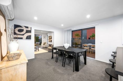Photo of property in 45 Woodville Street, Edgeware, Christchurch, 8013