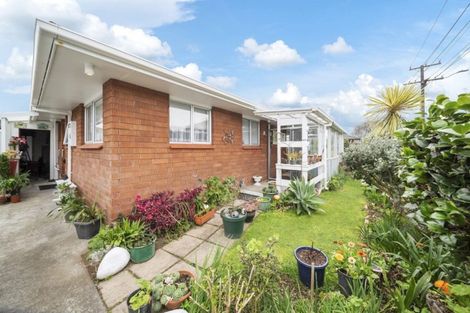 Photo of property in 124b Govett Avenue, Frankleigh Park, New Plymouth, 4310