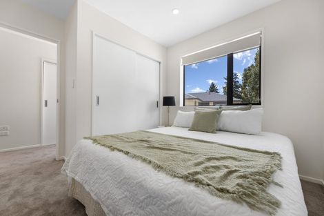 Photo of property in 100 Hagart-alexander Drive, Mosgiel, 9024