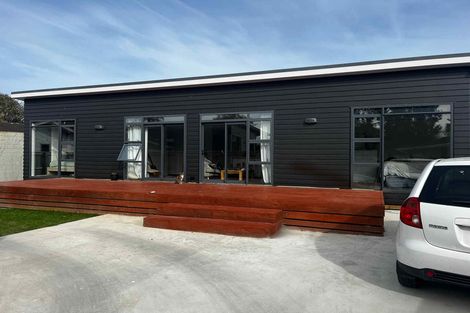 Photo of property in 17 Terry Crescent, Milson, Palmerston North, 4414