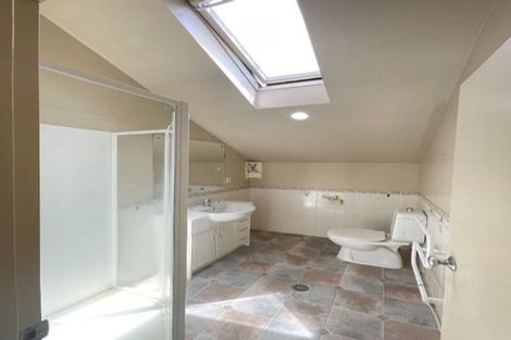 Photo of property in 3/57 Gladstone Road, Northcote, Auckland, 0627