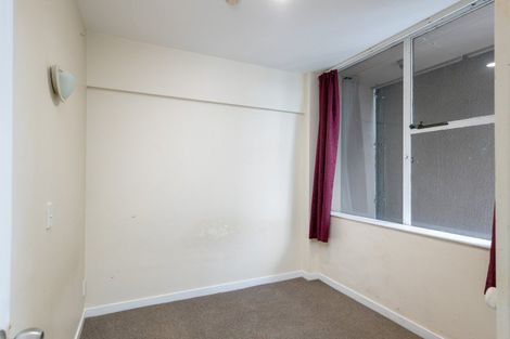 Photo of property in Terrace Tower Apartments, 8a/126 The Terrace, Wellington Central, Wellington, 6011