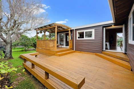 Photo of property in 12 Dalmahoy Place, Wattle Downs, Auckland, 2103