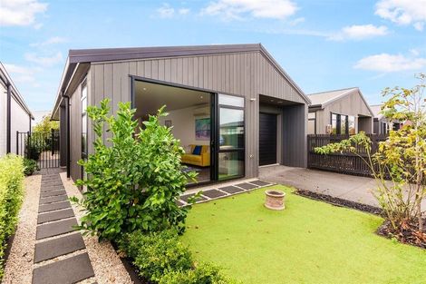 Photo of property in 9 Lieutenant Lane, Papakura, 2110