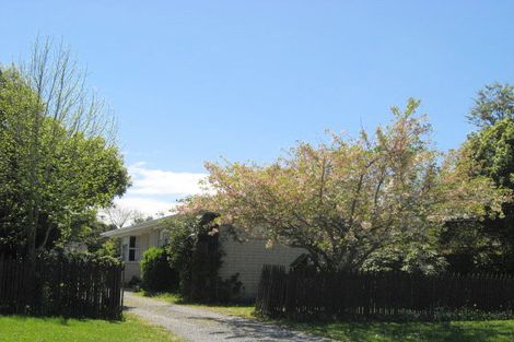 Photo of property in 40 Woodend Road, Woodend, 7610