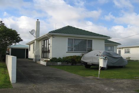 Photo of property in 19 Churchill Avenue, Feilding, 4702