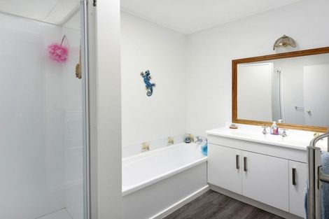 Photo of property in 20-f Bledisloe Avenue, Stoke, Nelson, 7011