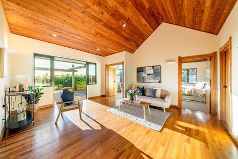 Photo of property in 55 Octavius Road, Peka Peka, Waikanae, 5391