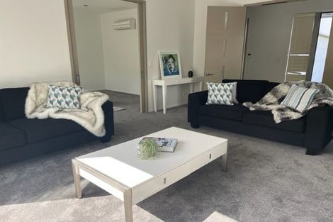 Photo of property in 16 Bryndwr Road, Fendalton, Christchurch, 8052