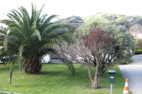 Photo of property in 11 Main Road, Wainuiomata, Lower Hutt, 5014