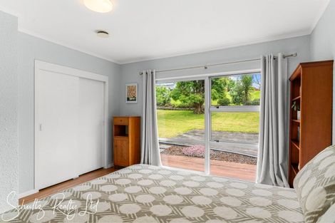 Photo of property in 15 Bickerstaffe Road, Maungaturoto, 0520