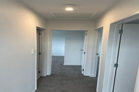 Photo of property in 723a Massey Road, Mangere, Auckland, 2022