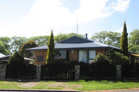 Photo of property in 33 Holland Drive, Kaiapoi, 7630