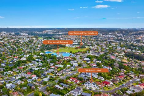 Photo of property in 1b Robin Lane, Browns Bay, Auckland, 0630