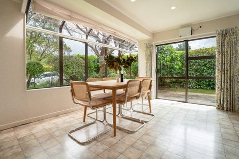 Photo of property in 171 Westchester Drive, Churton Park, Wellington, 6037