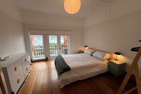 Photo of property in 5 Mcintyre Avenue, Mount Victoria, Wellington, 6011