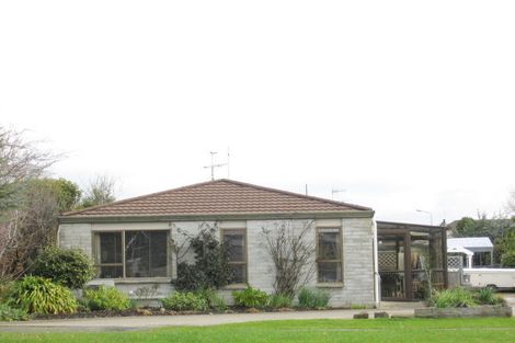 Photo of property in 782 Queens Drive, Waikiwi, Invercargill, 9810