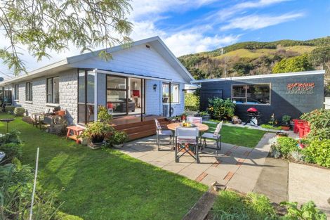 Photo of property in 74 Cambria Street, The Wood, Nelson, 7010