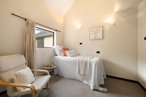 Photo of property in 35 Burma Road, Khandallah, Wellington, 6035