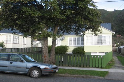 Photo of property in 101 Wilkie Crescent, Naenae, Lower Hutt, 5011