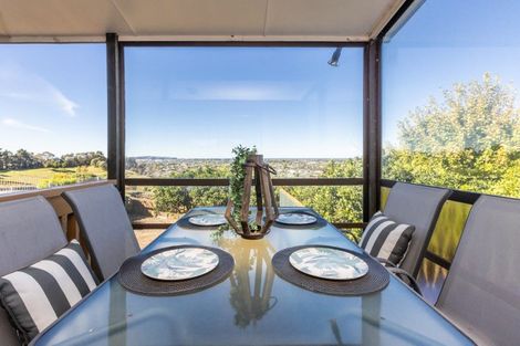 Photo of property in 35 Cumberland Rise, Taradale, Napier, 4112