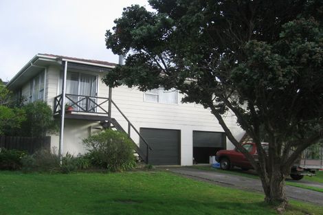 Photo of property in 8a Latitude Close, Whitby, Porirua, 5024