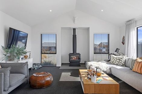 Photo of property in 15 Aoraki Crescent, Twizel, 7901