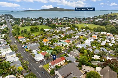 Photo of property in 2/2a Domain Street, Devonport, Auckland, 0624