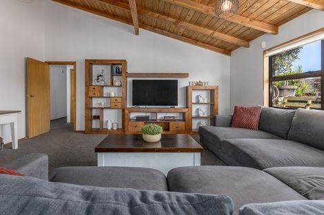 Photo of property in 41 James Cook Drive, Whitby, Porirua, 5024