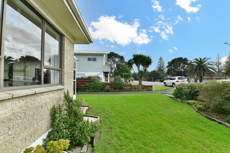 Photo of property in 1/438 Hibiscus Coast Highway, Orewa, 0931