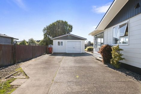 Photo of property in 23 Phillips Street, Sanson, 4817