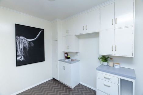 Photo of property in 2f1 Takatimu Way, Johnsonville, Wellington, 6037