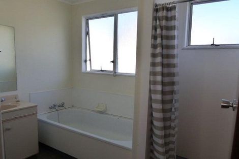 Photo of property in 15/98 Pharazyn Street, Melling, Lower Hutt, 5010