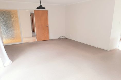 Photo of property in 2/73 Newhaven Terrace, Mairangi Bay, Auckland, 0630