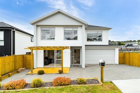 Photo of property in 106 Colonial Drive, Silverdale, 0932