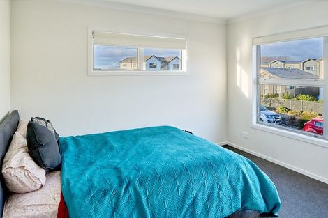 Photo of property in 8 Taiko Place, Kenepuru, Porirua, 5022