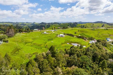 Photo of property in 1713 State Highway 12, Paparoa, 0571