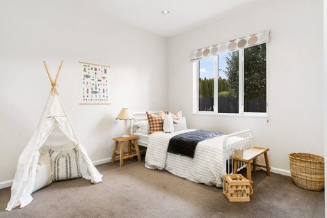 Photo of property in 3 Leabridge Mews, Harewood, Christchurch, 8051