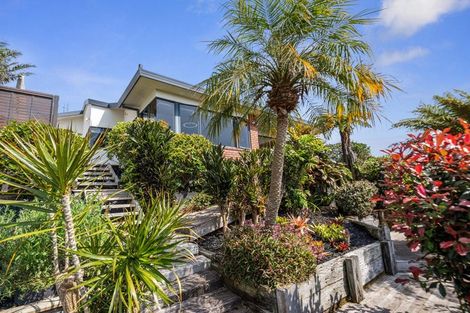 Photo of property in 19 Plateau Heights, Mount Maunganui, 3116
