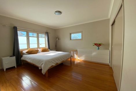 Photo of property in 24 Nixon Street, Hamilton East, Hamilton, 3216