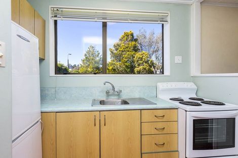 Photo of property in 21f1- Roband Crescent, Brown Owl, Upper Hutt, 5018